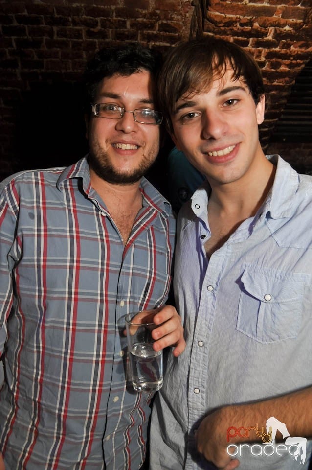 DJ Prody & Caveman in the Mix @ Escape,