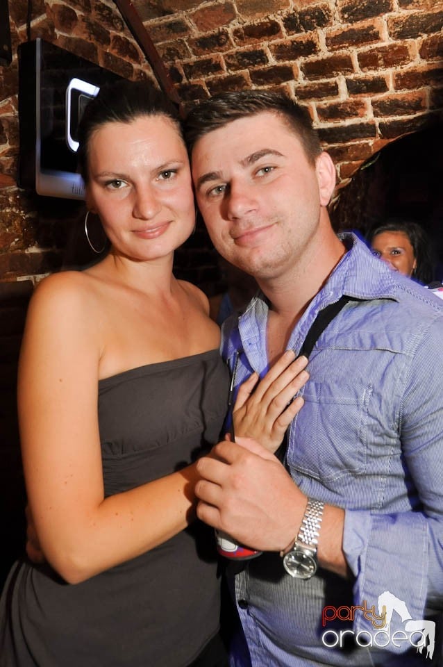 DJ Prody & Caveman in the Mix @ Escape,