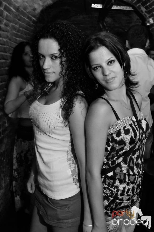 DJ Prody & Caveman in the Mix @ Escape,