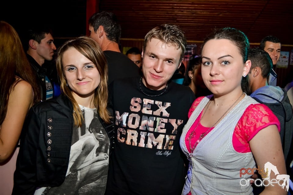 Dj Prody VS Dj Preda în Disco Fahaz,