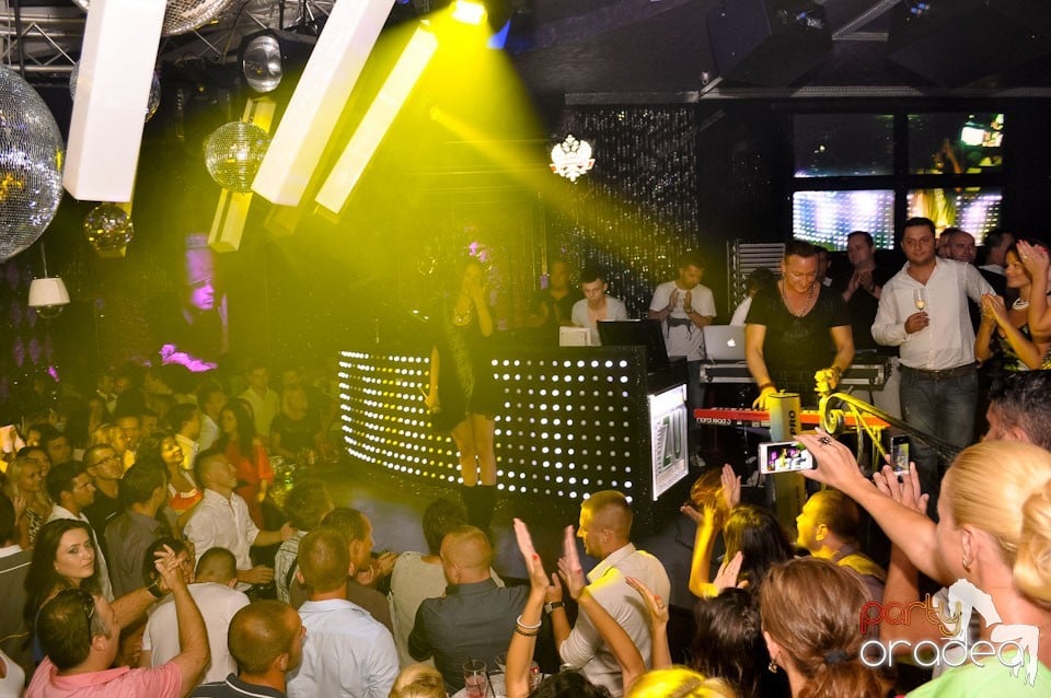 DJ Project @ The One,