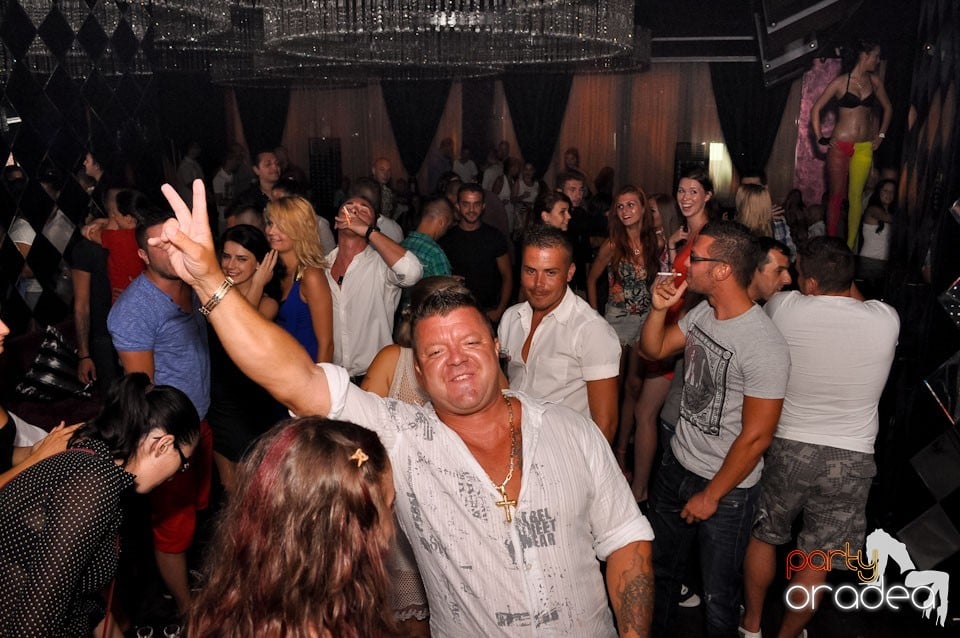 DJ Project @ The One,