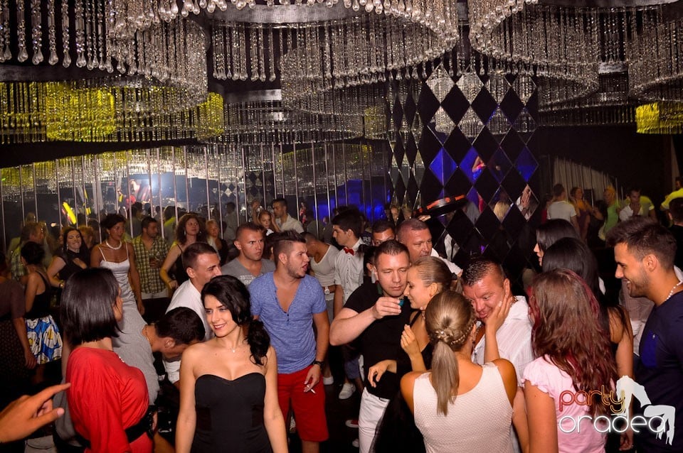DJ Project @ The One,