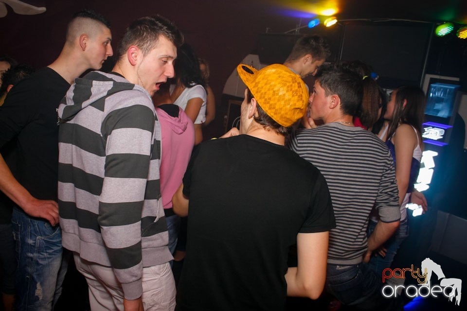 DJ Roli în Club Atti's,