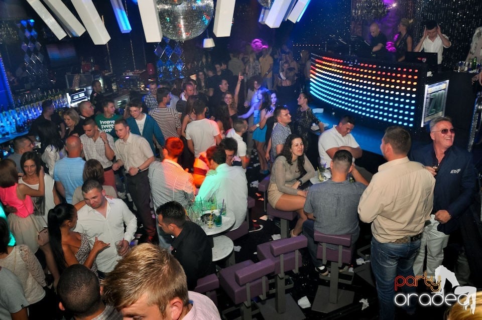 DJ Sava şi Andreea în Club The One,