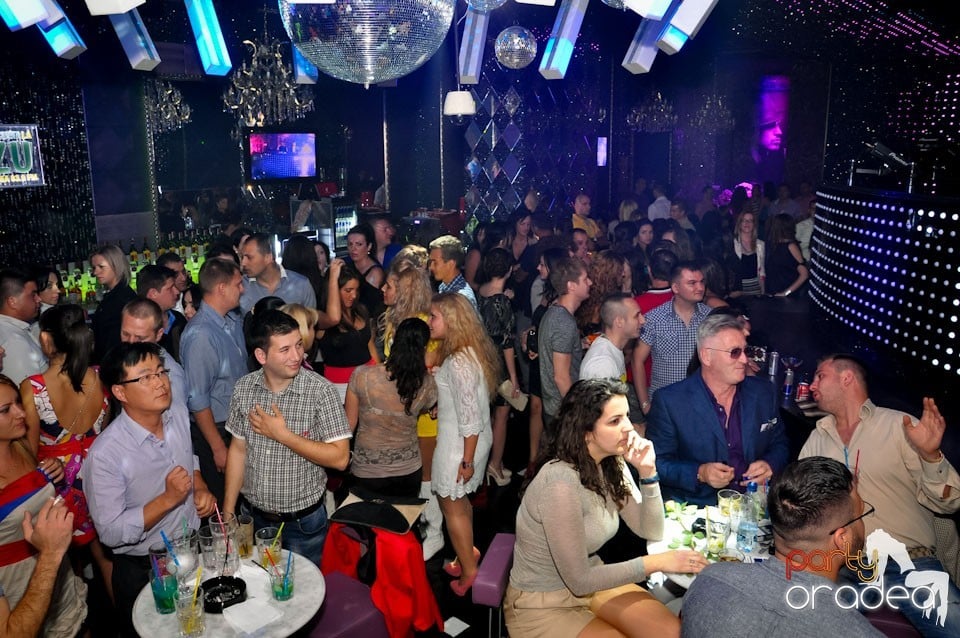 DJ Sava şi Andreea în Club The One,