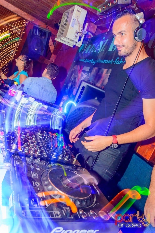 Dj Stephen in the Mix,