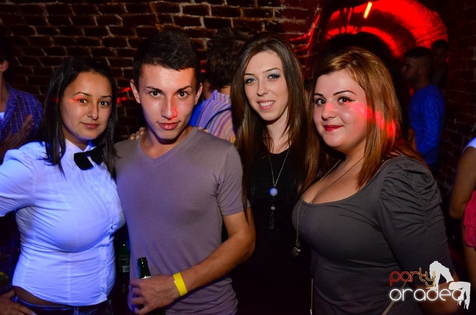 DJ Szatmári & Jucus în Club Escape,