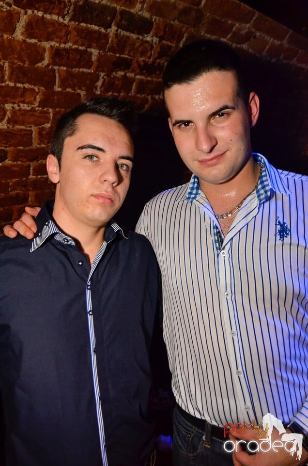 DJ Szatmári & Jucus în Club Escape, 