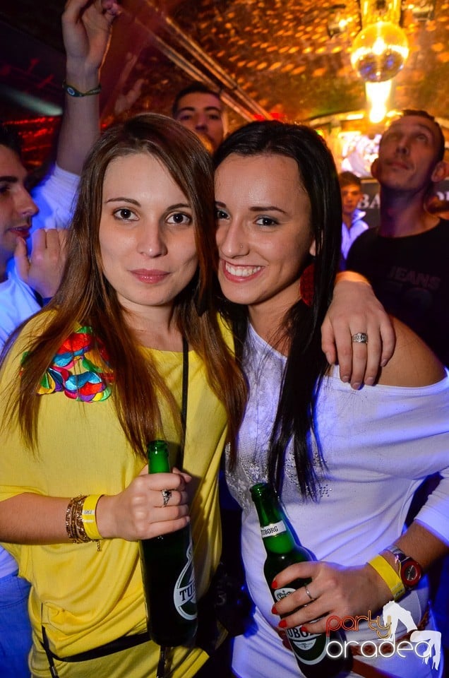 DJ Szatmári & Jucus în Club Escape,