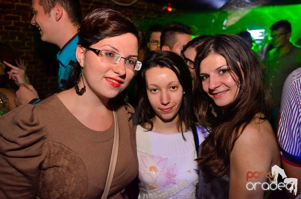 DJ Szatmári & Jucus în Club Escape,