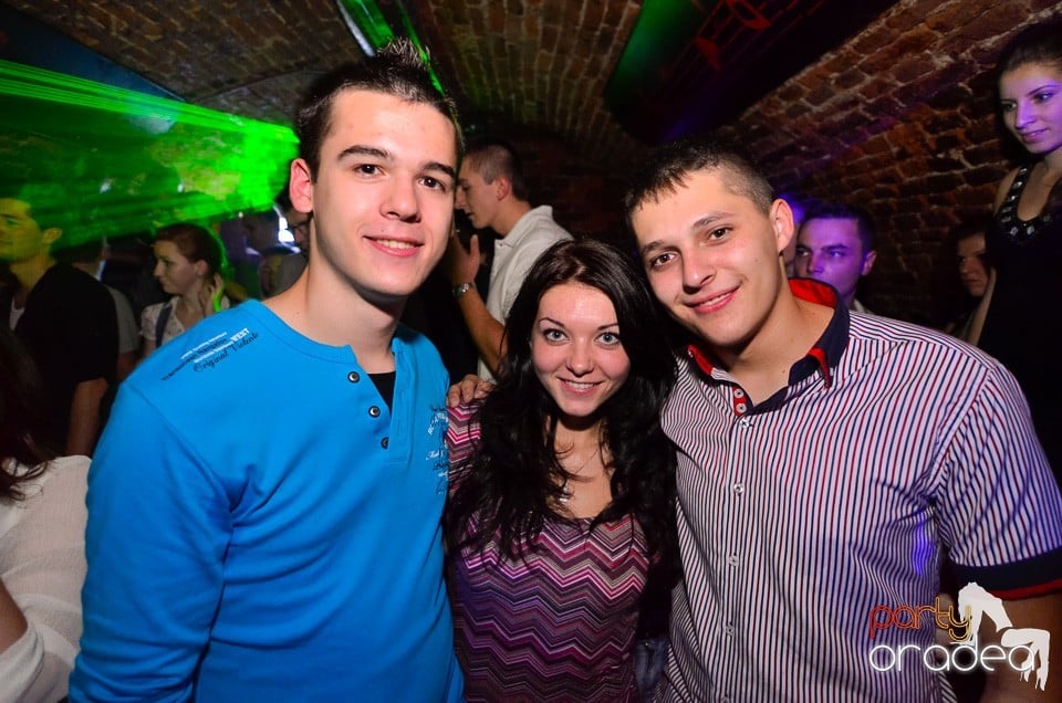 DJ Szatmári & Jucus în Club Escape, 