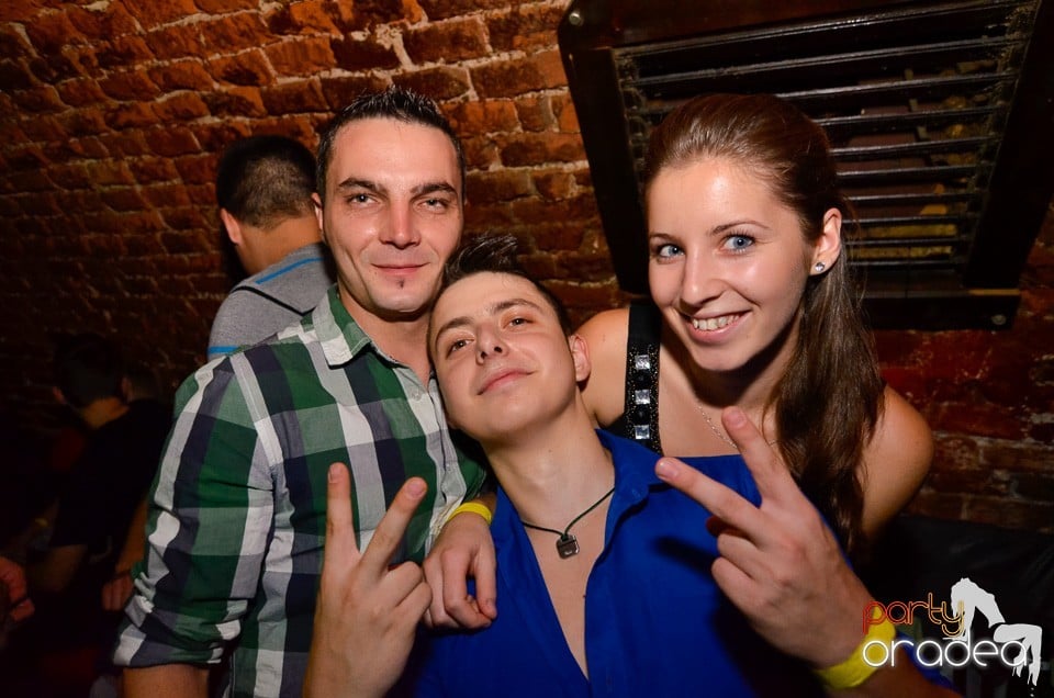 DJ Szatmári & Jucus în Club Escape,