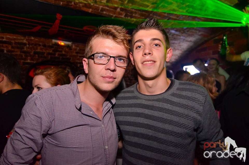 DJ Szatmári & Jucus în Club Escape, 