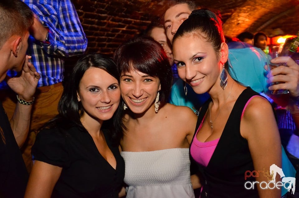 DJ Szatmári & Jucus în Club Escape,