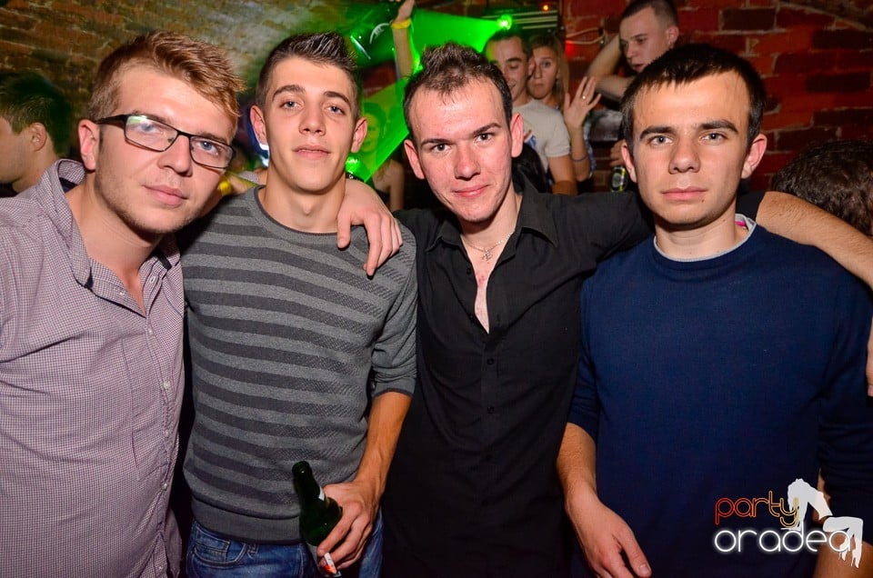 DJ Szatmári & Jucus în Club Escape,