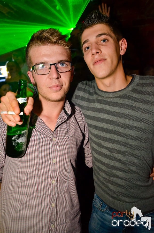 DJ Szatmári & Jucus în Club Escape,