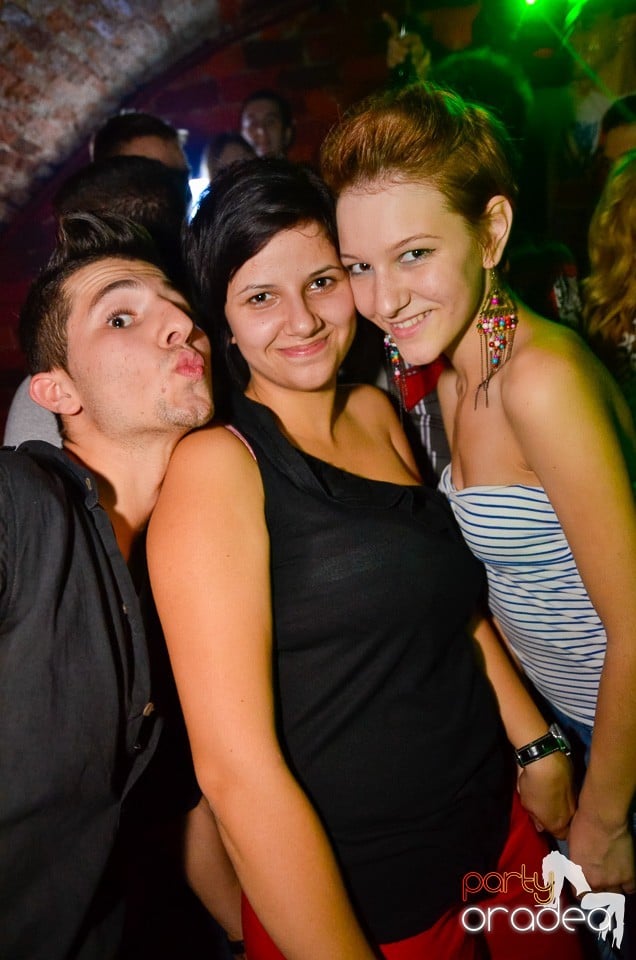 DJ Szatmári & Jucus în Club Escape,