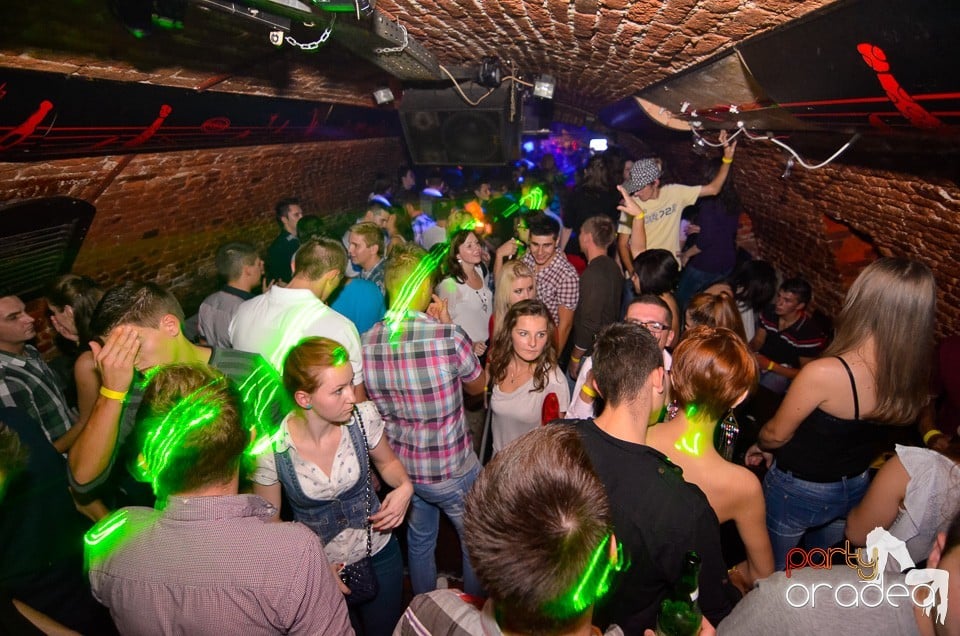 DJ Szatmári & Jucus în Club Escape,