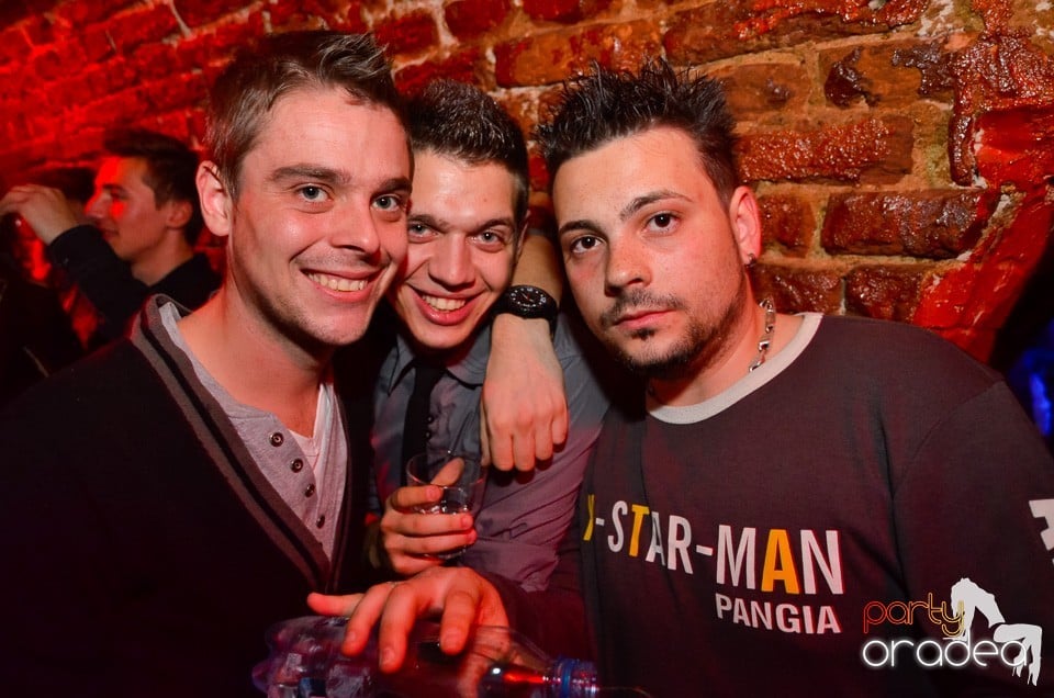 DJ Szatmári & Jucus în Club Escape, 