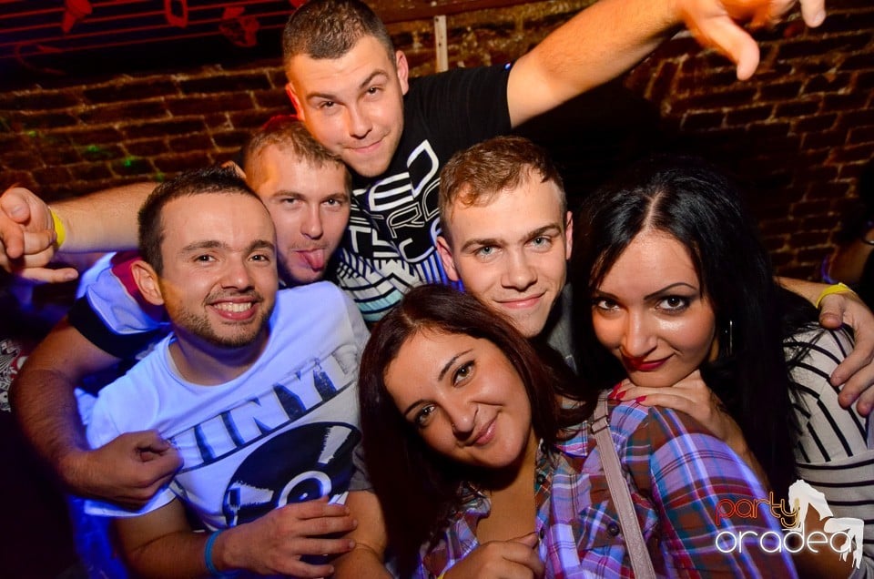 DJ Szatmári & Jucus în Club Escape,