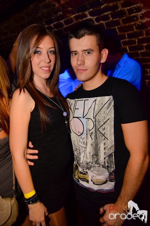 DJ Szatmári & Jucus în Club Escape,