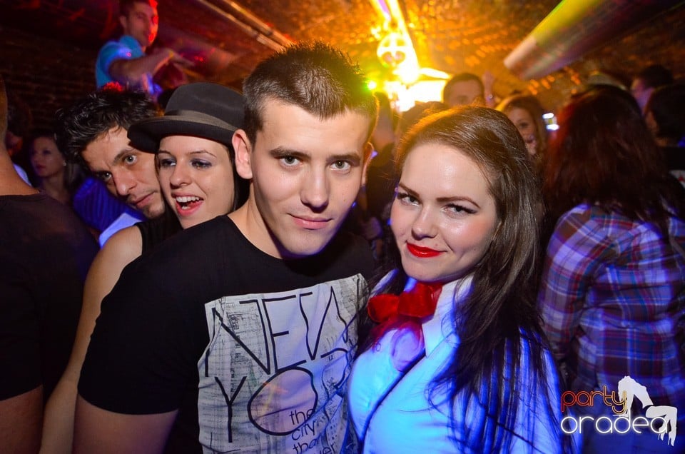 DJ Szatmári & Jucus în Club Escape,