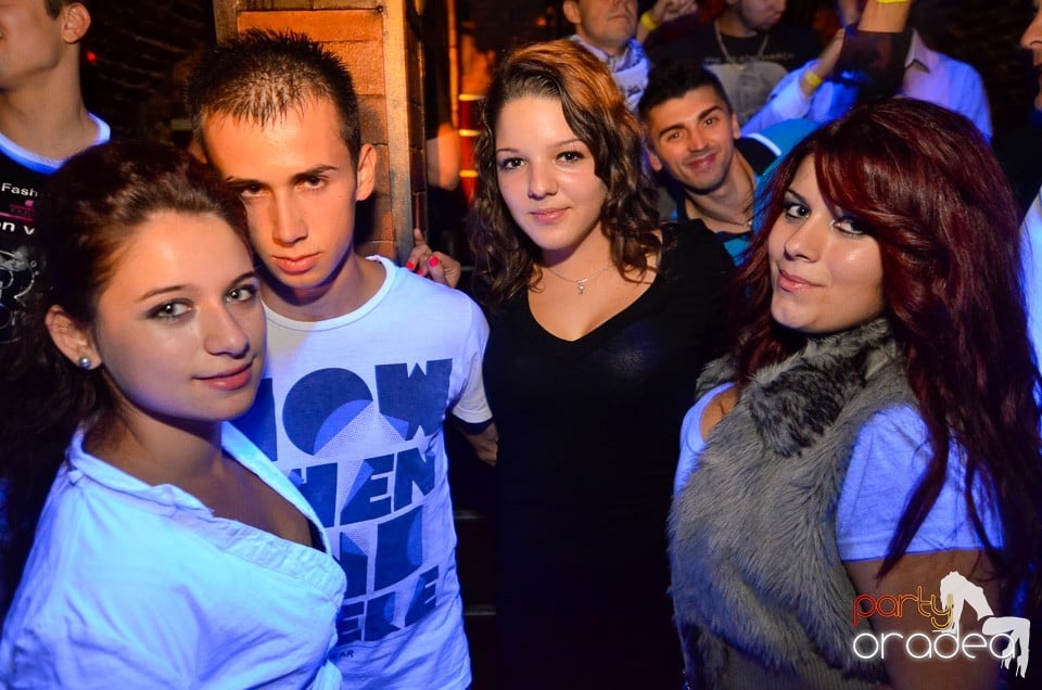 DJ Szatmári & Jucus în Club Escape,