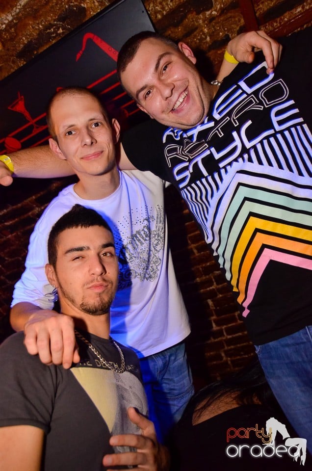 DJ Szatmári & Jucus în Club Escape,