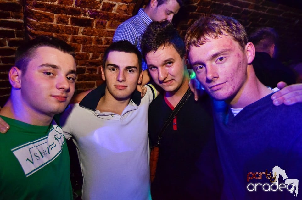 DJ Szatmári & Jucus în Club Escape,