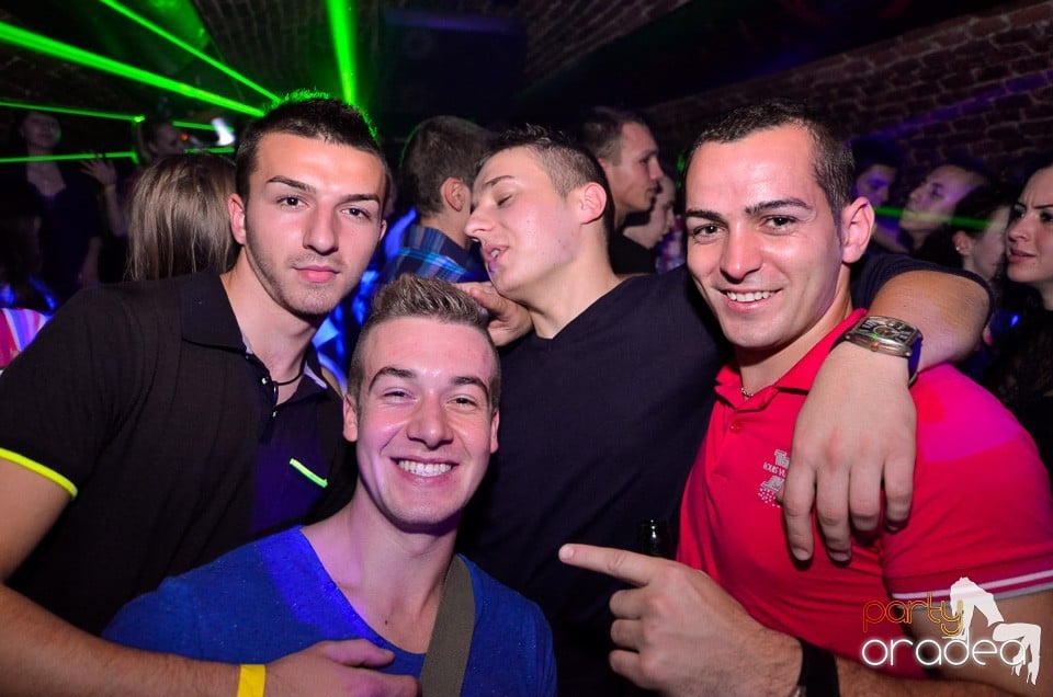 DJ Szatmári & Jucus în Club Escape,