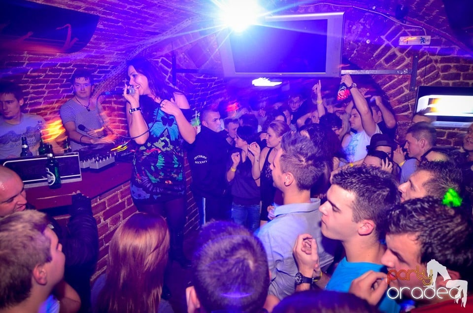 DJ Szatmári & Jucus în Club Escape,
