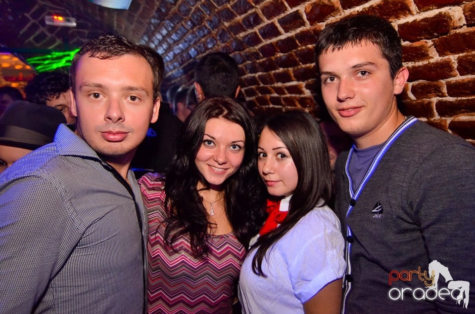 DJ Szatmári & Jucus în Club Escape,