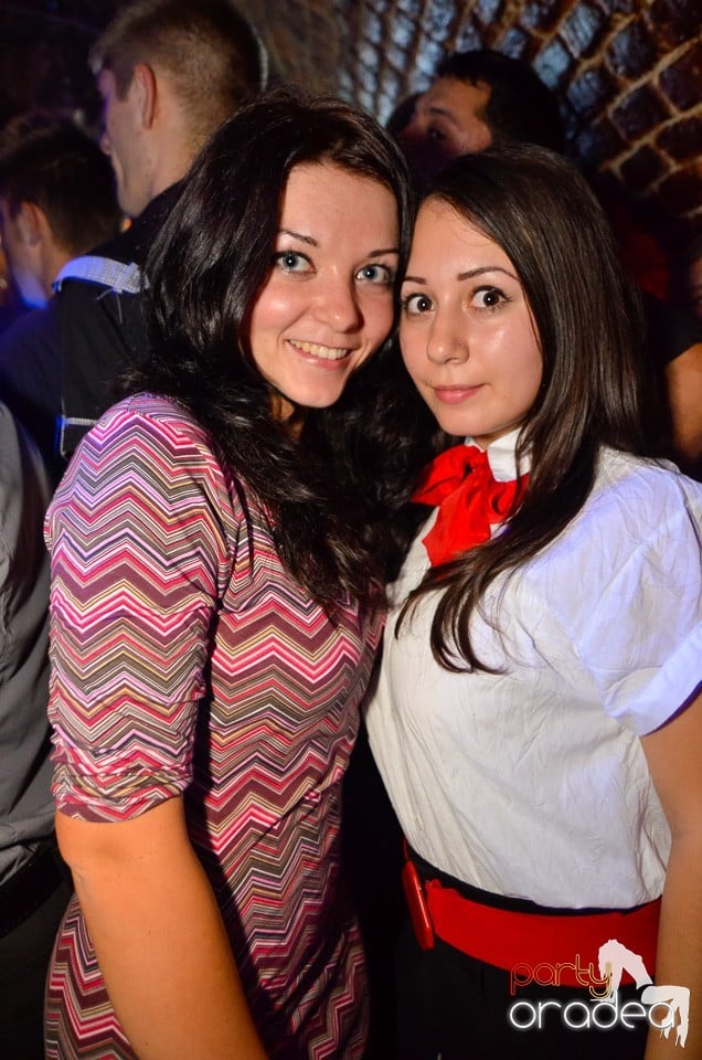 DJ Szatmári & Jucus în Club Escape,
