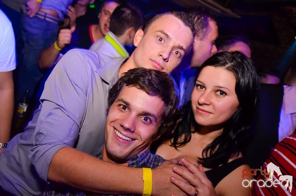 DJ Szatmári & Jucus în Club Escape,