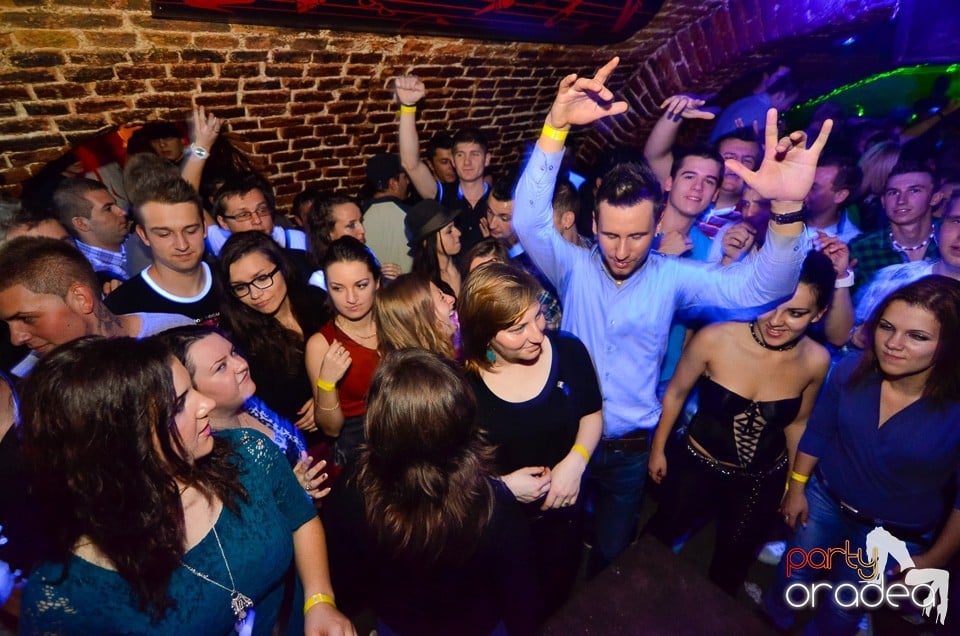 DJ Szatmári & Jucus în Club Escape,
