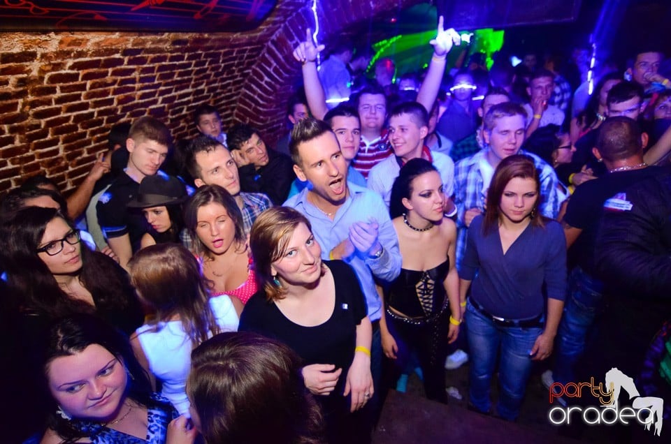 DJ Szatmári & Jucus în Club Escape, 