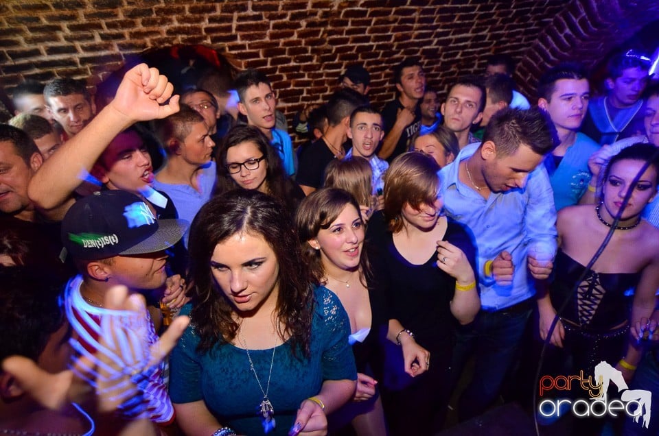 DJ Szatmári & Jucus în Club Escape,