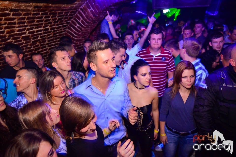 DJ Szatmári & Jucus în Club Escape, 