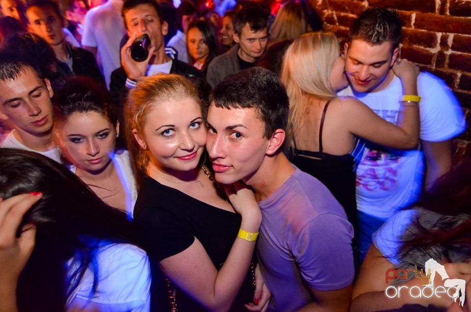 DJ Szatmári & Jucus în Club Escape,