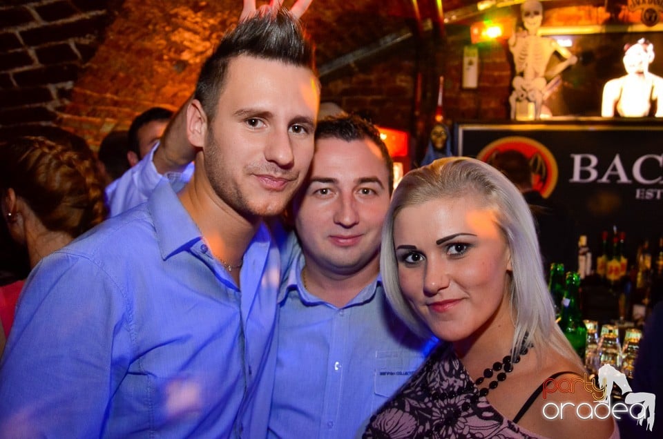 DJ Szatmári & Jucus în Club Escape, 