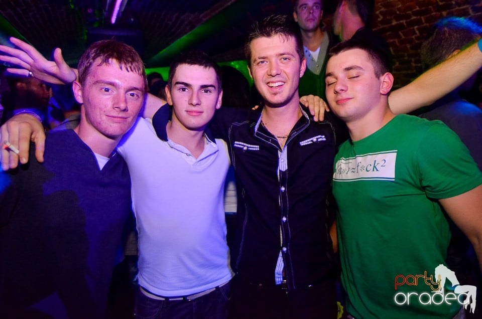 DJ Szatmári & Jucus în Club Escape,