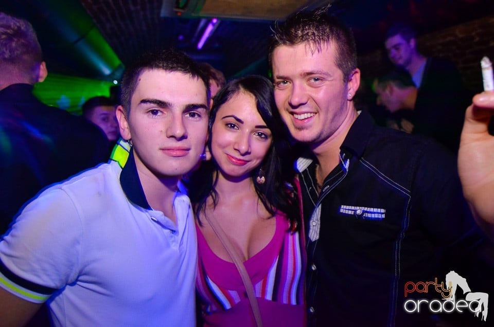 DJ Szatmári & Jucus în Club Escape,