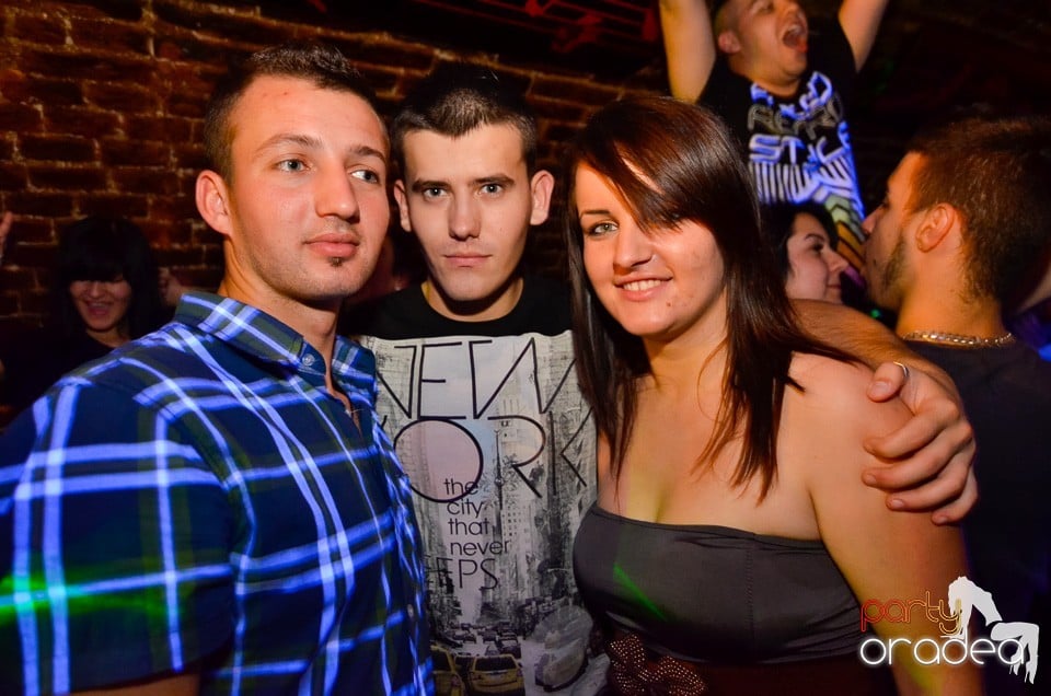 DJ Szatmári & Jucus în Club Escape, 