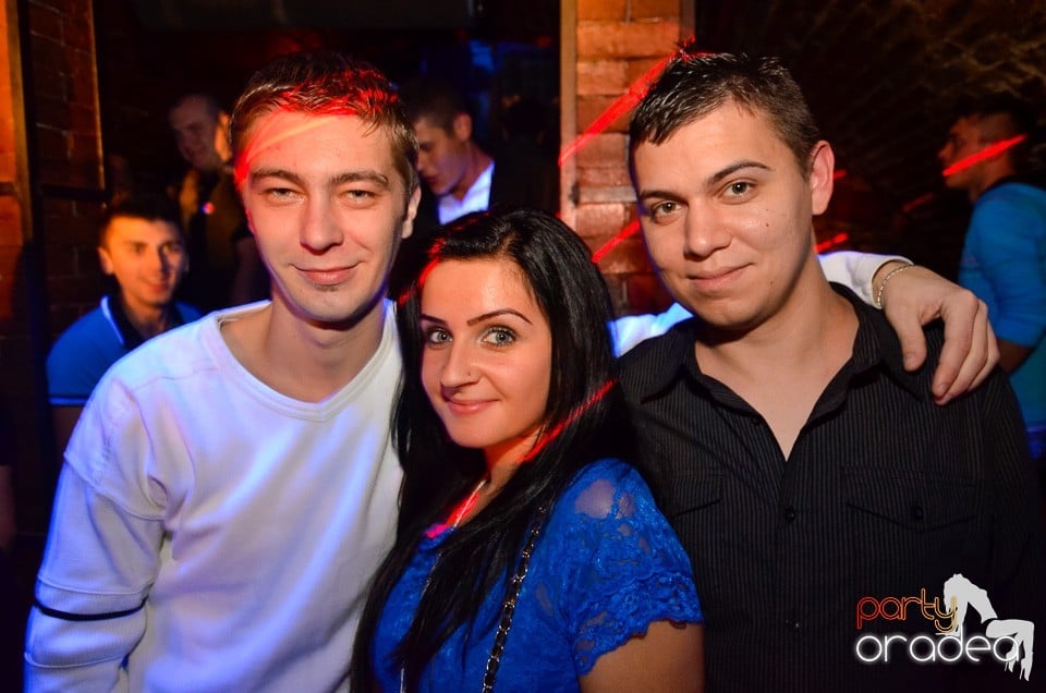 DJ Szatmári & Jucus în Club Escape, 