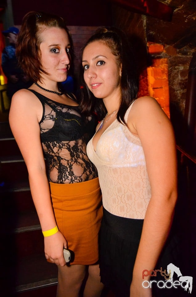 DJ Szatmári & Jucus în Club Escape,