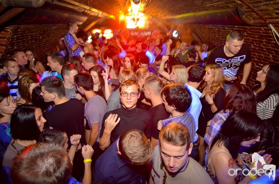 DJ Szatmári & Jucus în Club Escape,