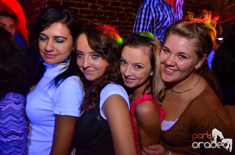 DJ Szatmári & Jucus în Club Escape,
