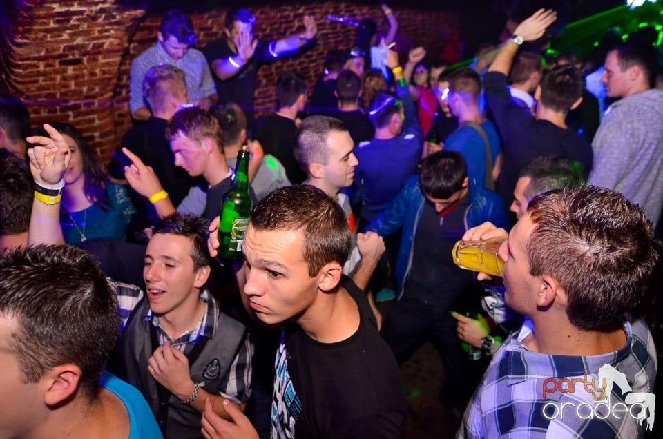 DJ Szatmári & Jucus în Club Escape,