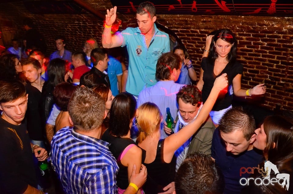 DJ Szatmári & Jucus în Club Escape,